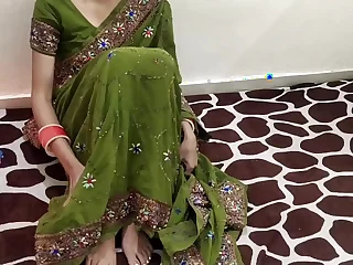 Indian Hot Stepmom has hot sex with stepson in kitchen! Father doesn't know, with clear Audio, Indian Desi stepmom derisory talk  in hindi audio